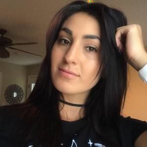 Meet your Posher, Ashley